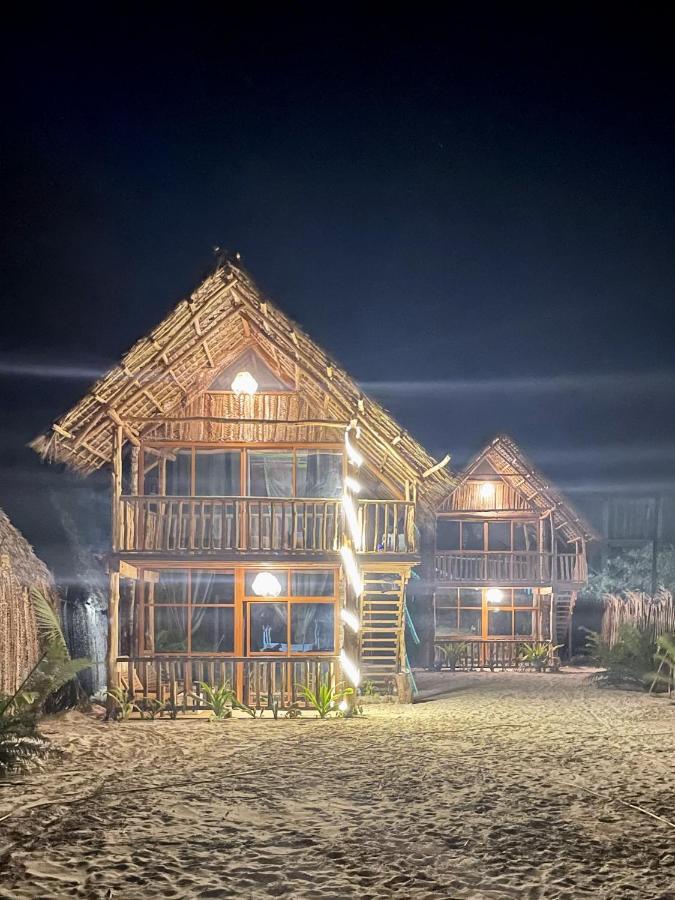 Mwananchi Bungalows ปาเยอ ภายนอก รูปภาพ