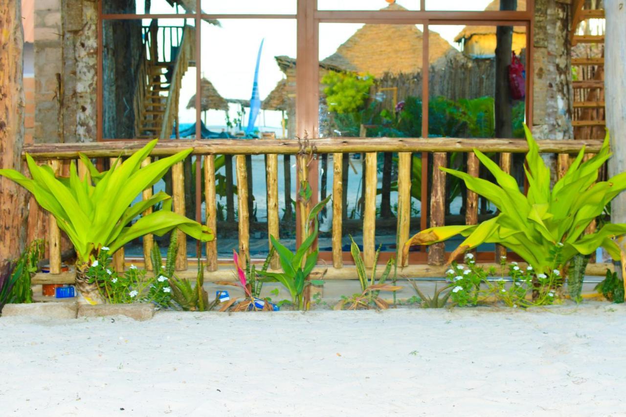 Mwananchi Bungalows ปาเยอ ภายนอก รูปภาพ