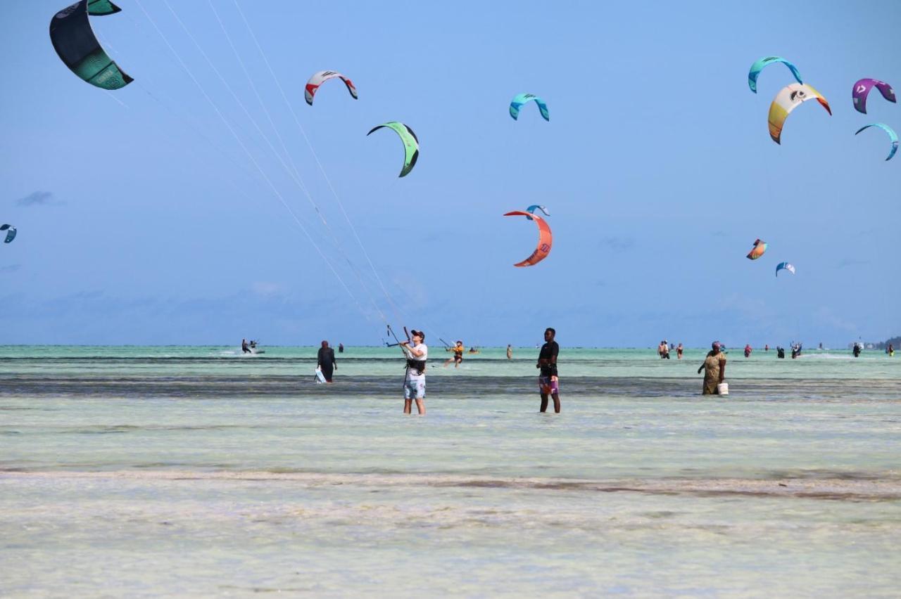 Mwananchi Bungalows ปาเยอ ภายนอก รูปภาพ